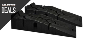 Illustration for article titled Deals: 5 Quarts of Oil for $23, Bluetooth for Old Cars, Rhino Ramps